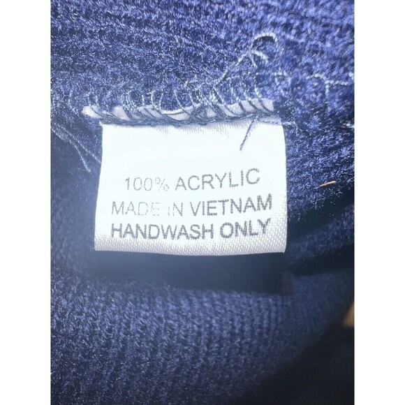 Kennedy Memorial Hockey Tournament Beanie - Picture 4 of 4